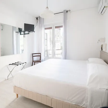 Hotel Europa Arma di Taggia Extérieur photo