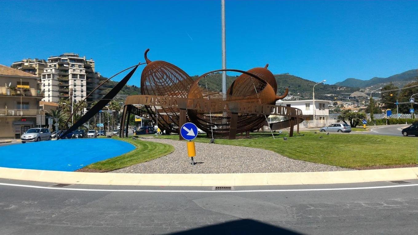 Europa Hotel 2*